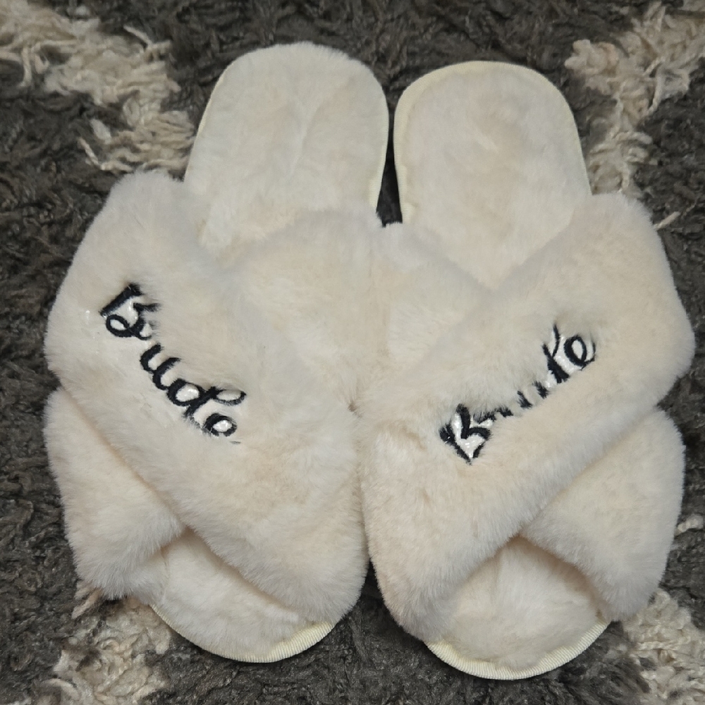 Cream 'Bride' Slippers